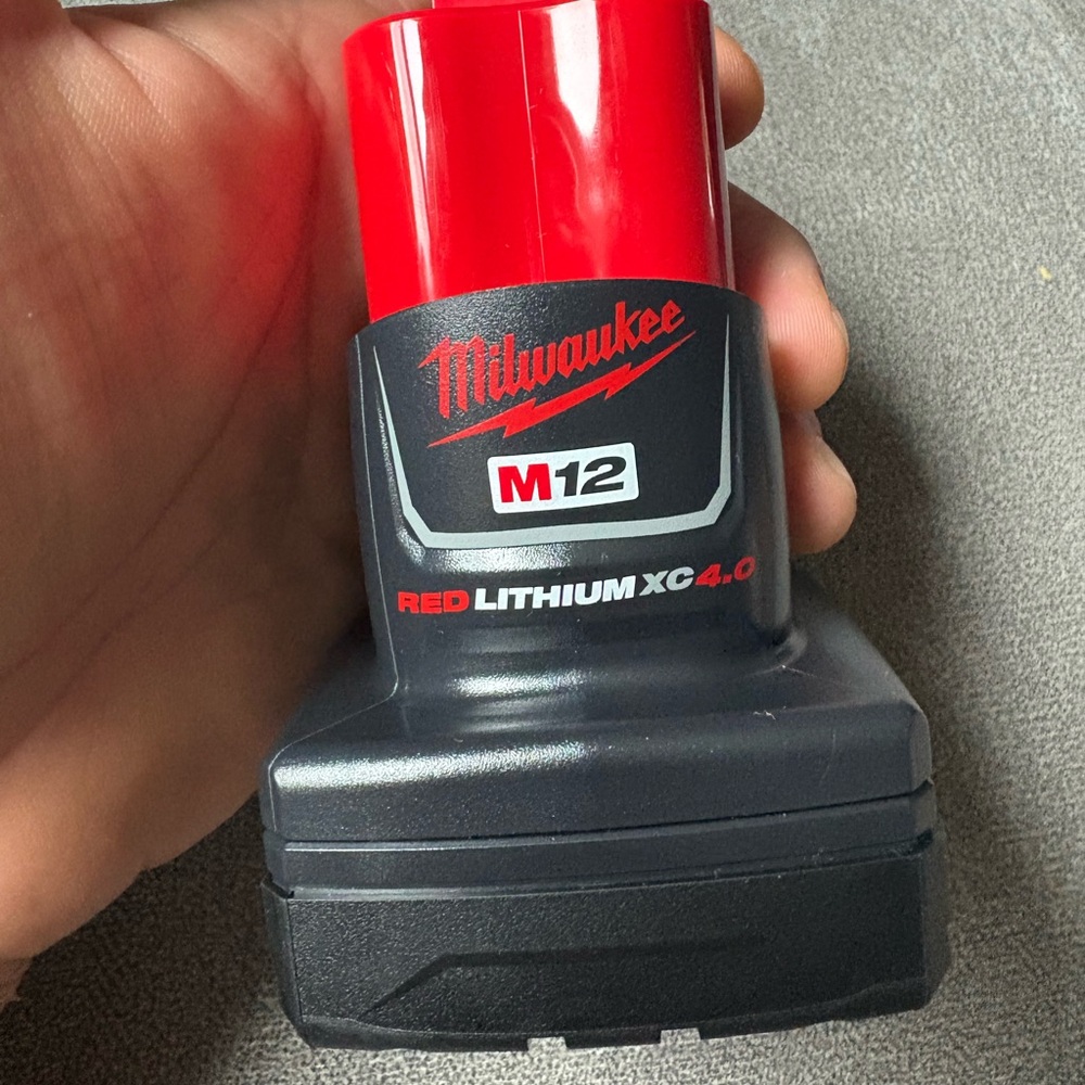 Milwaukee M12 Red Lithium Battery